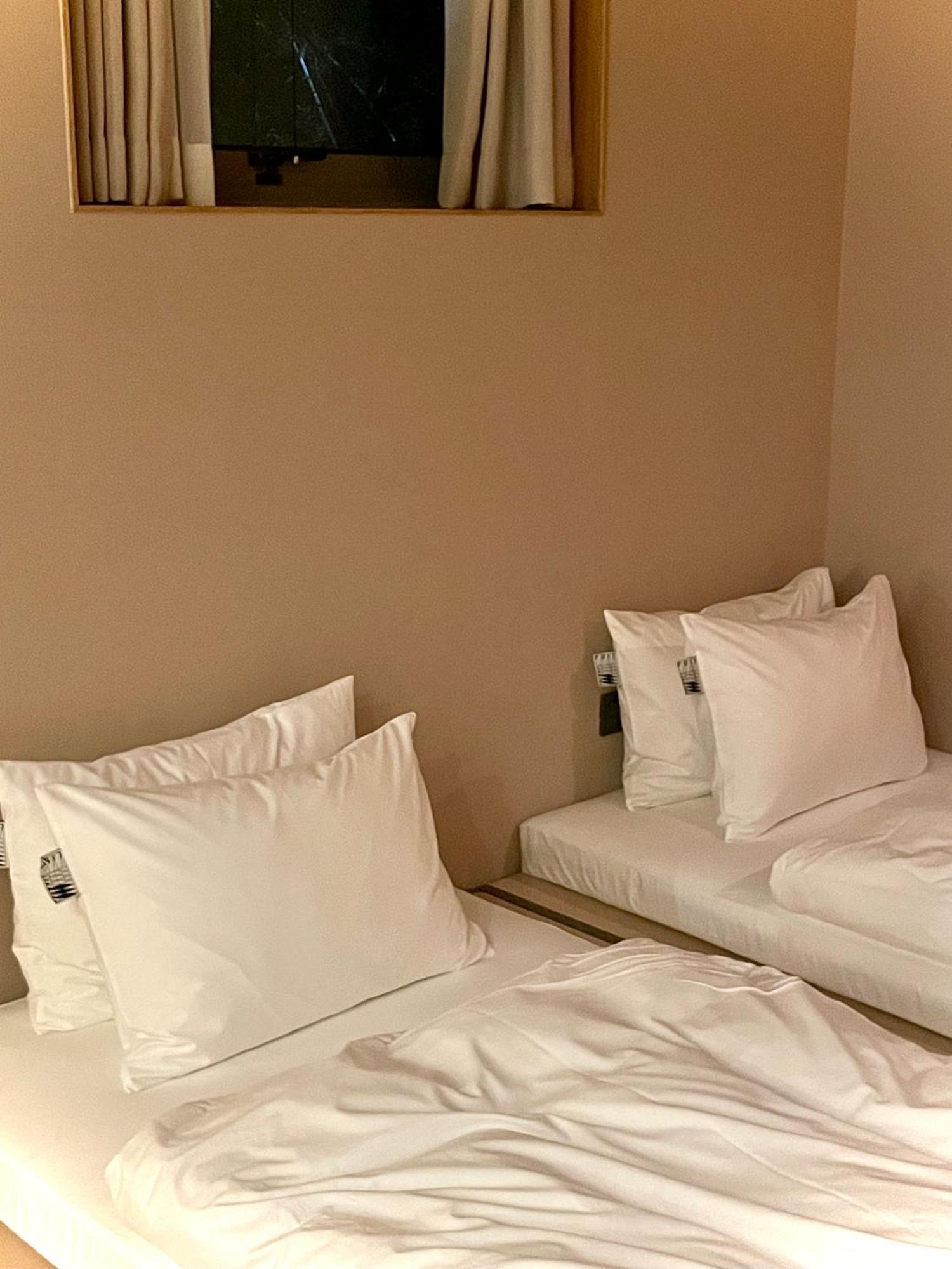 Pbr7 Hotel Unusual Stay Gyeongju Exterior foto