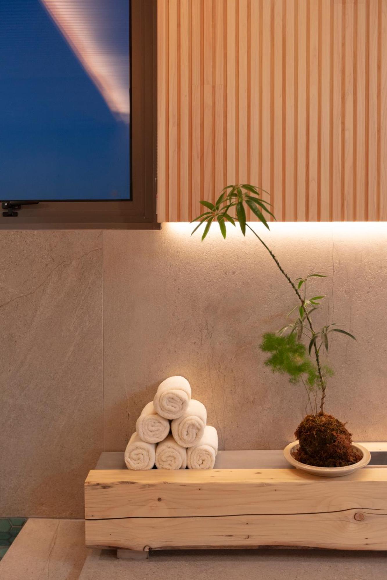 Pbr7 Hotel Unusual Stay Gyeongju Exterior foto